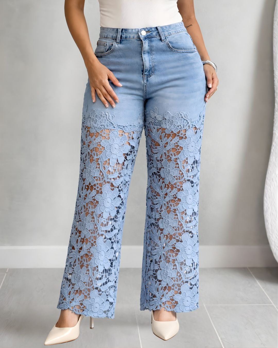 Pantalones Palazzo Regina de encaje macramé: elásticos, 100 % fabricados en Italia, con efecto push-up que realzan los glúteos, disimulan las imperfecciones y realzan la silueta sin apretar.